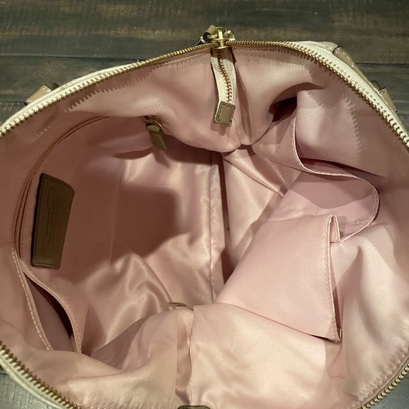 Coach Purse - Picture 4 of 4